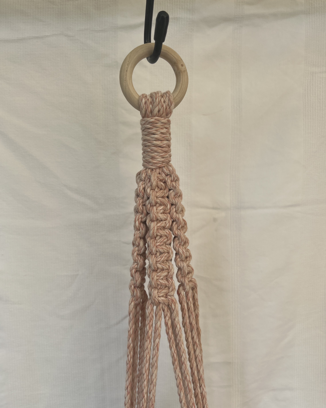 🌸 Soft Pink Plant Hangers – Handmade with 100% Recycled Cotton