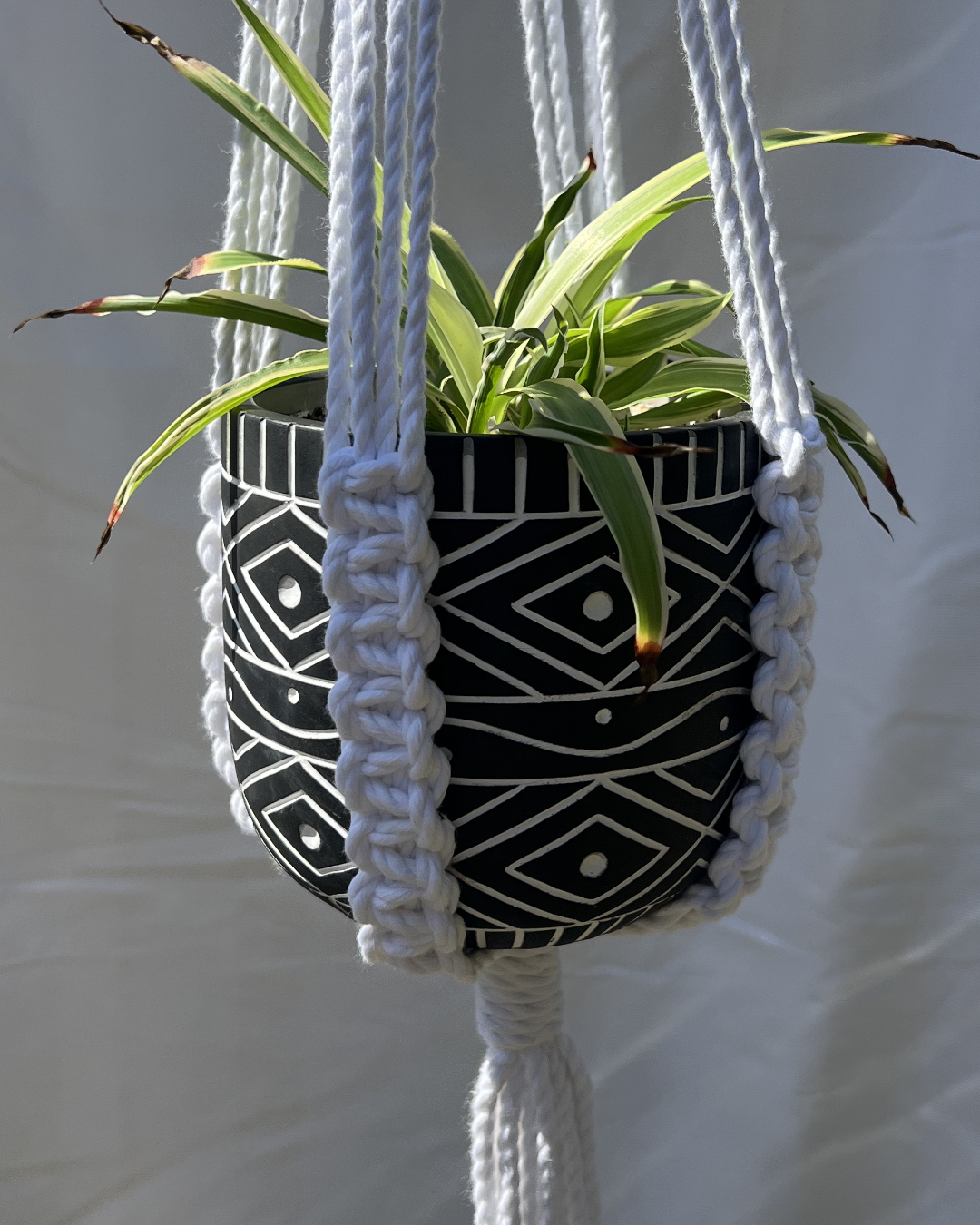 White Plant Hanger – Handmade with 100% Recycled Cotton