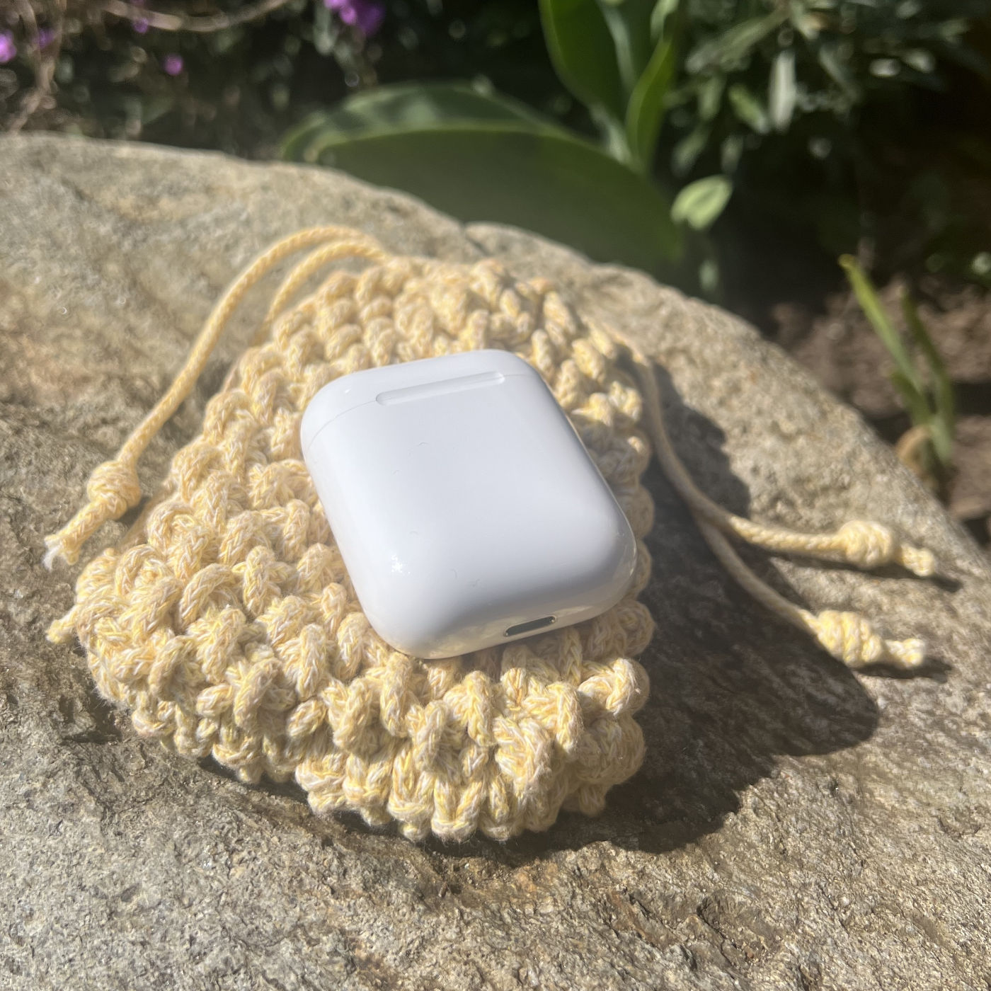 Small Macramé Drawstring Pouch
