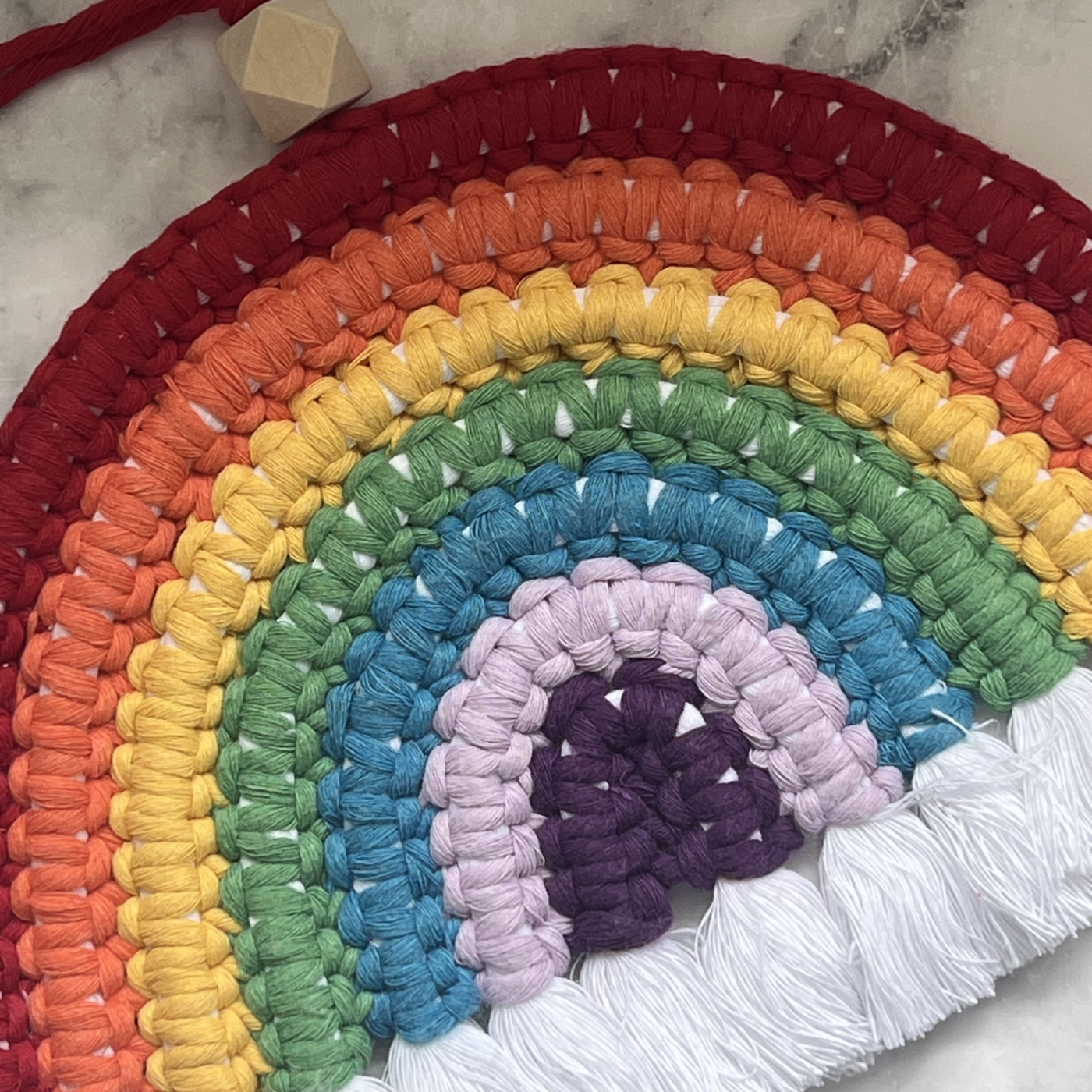 🌈 Bright Seven-Colour Macramé Rainbow