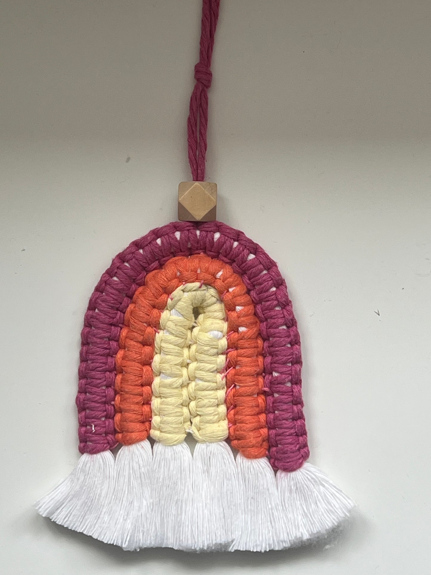 🌈 Three-Colour Macramé Rainbow
