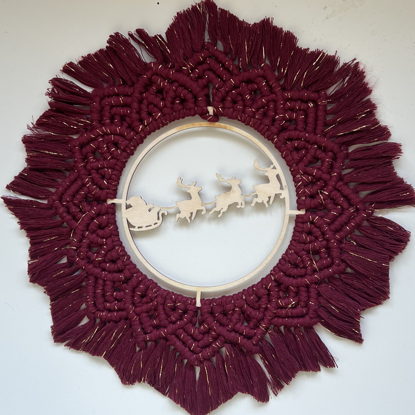 Santa’s Sleigh Wooden Macramé Wreath – Wine Red & Gold