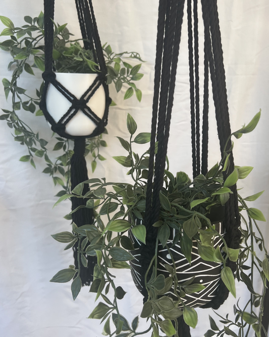 Black Plant Hanger – Handmade with 100% Recycled Cotton